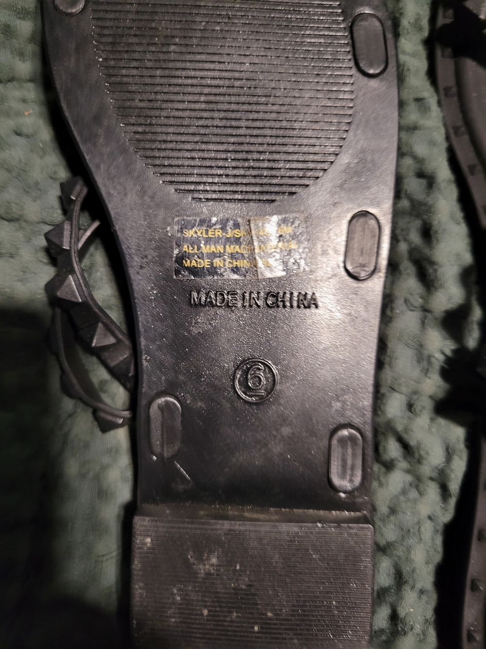 Steve Madden Black Pyramid Stud Strap Slide Sandals - Picture 2 of 2